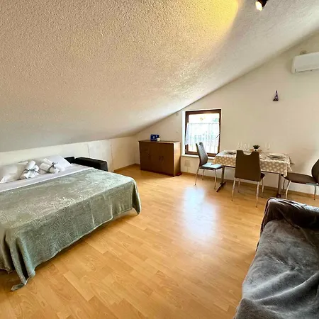 In 50292 * 크리크베니카