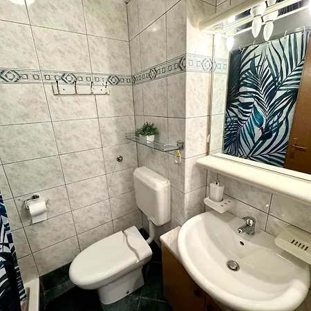 In 50292 Apartman